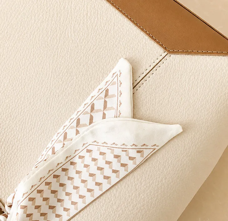 Modern Elegant Tote Bag detail 5
