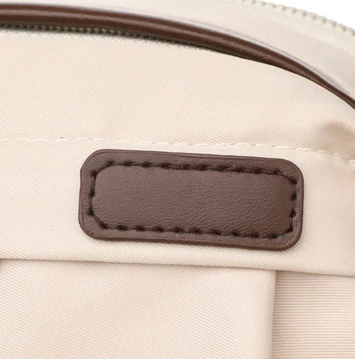 Canvas Vibe Everyday Crossbody Bag detail 13