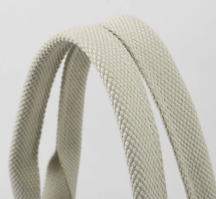 Classic Canvas Shoulder Bag detail 8