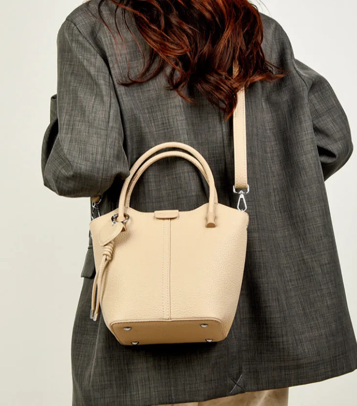 Vintage Charm Premium Bucket Bag detail 12