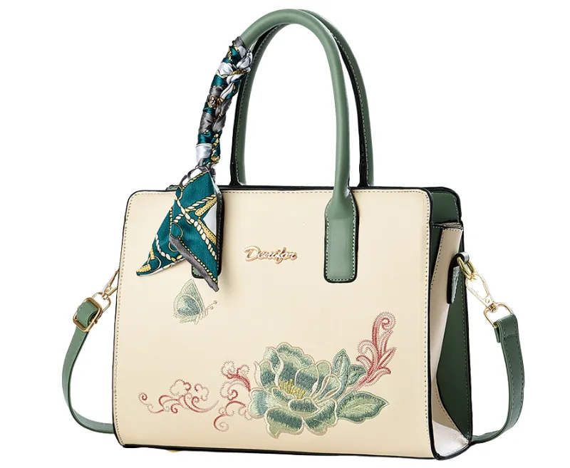 Azure Bloom Shoulder Bag detail 1