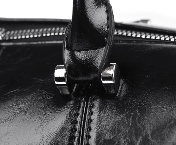 Black Gloss Bowling Shoulder Bag detail 10