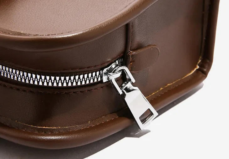 Classic Shoulder Bag detail 8