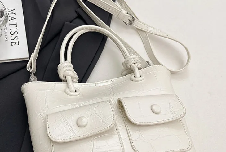 Chic Pocket Shoulder Bag detail 6