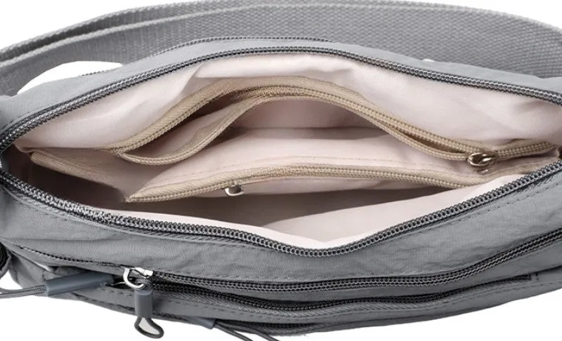 The Silhouette Slide Crossbody Bag detail 14