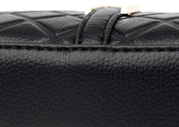 Signature Quilted Designer Crossbody Bag detail 10
