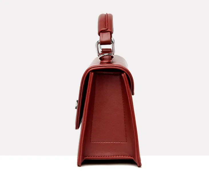 Signature Lock Women’s Handbag detail 4