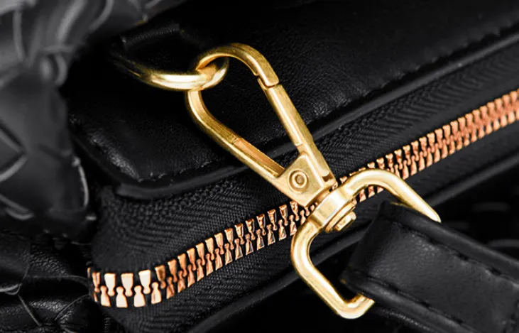 Brielle Woven Handbag detail 9