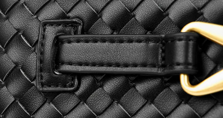 Brielle Woven Handbag detail 10