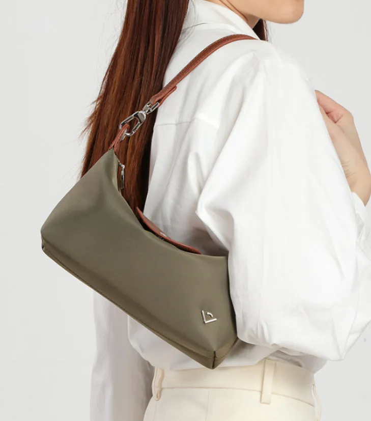 Amélie Shoulder Bag detail 6