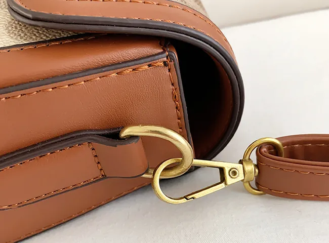Retro Saddle Mini Shoulder Bag detail 10