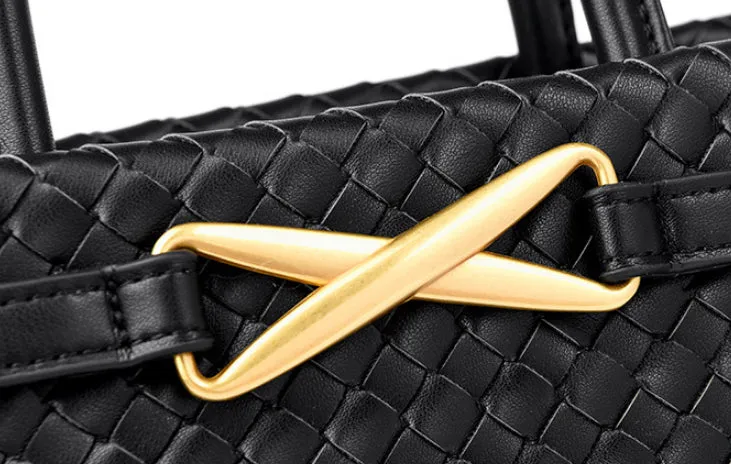 Brielle Woven Handbag detail 8