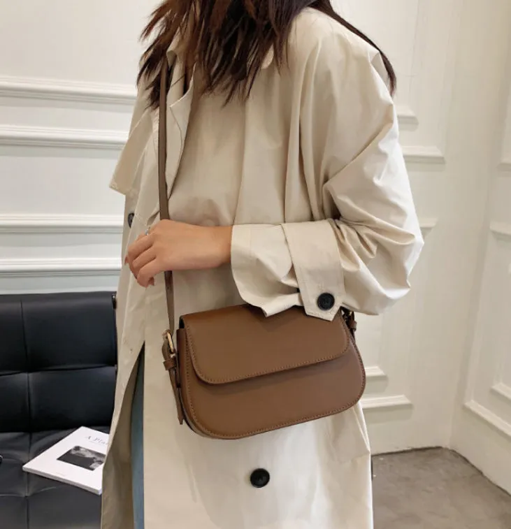 Classic Tofu Women’s Shoulder Bag detail 10