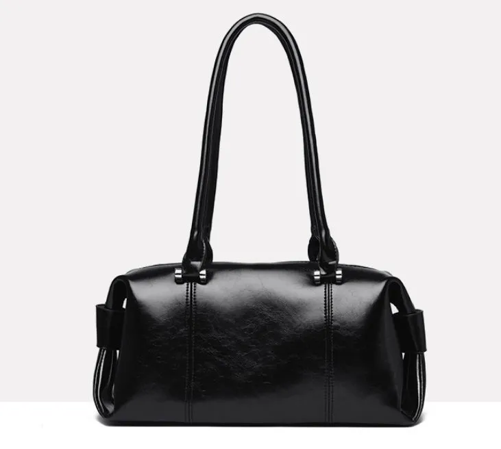 Black Gloss Bowling Shoulder Bag detail 5