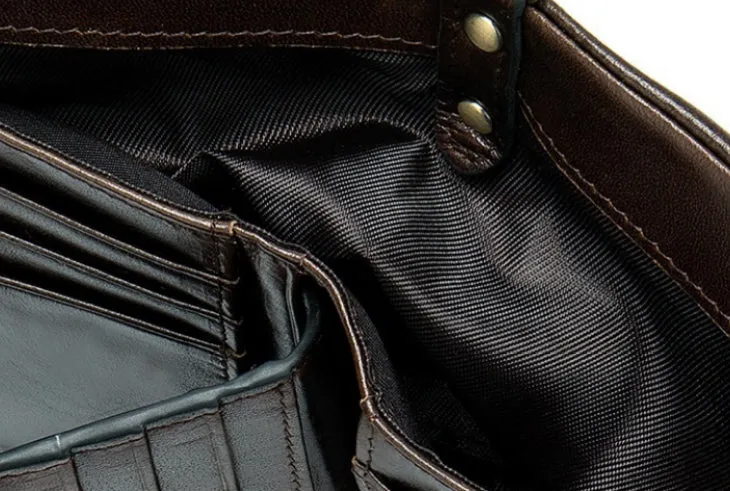 Classic Vintage Leather Wallet detail 7