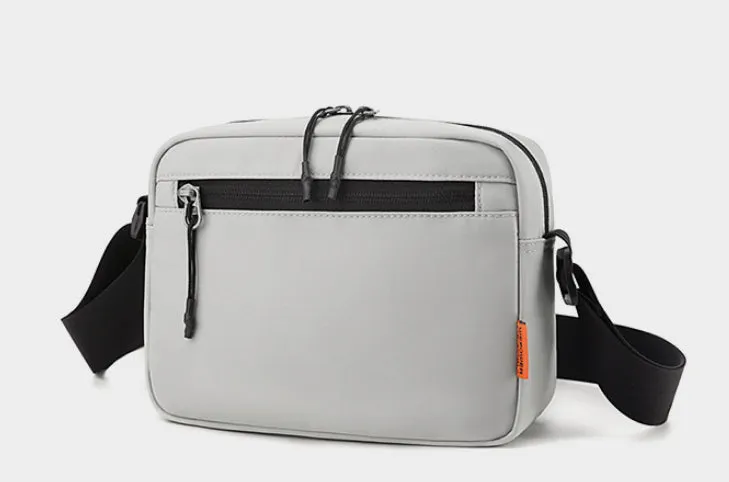 Minimal Everyday Men’s Crossbody Bag detail 3