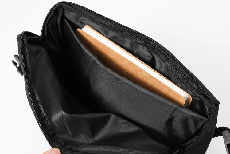 Trendy Oxford Cloth Men's Outdoor Messenger Bag detail 14