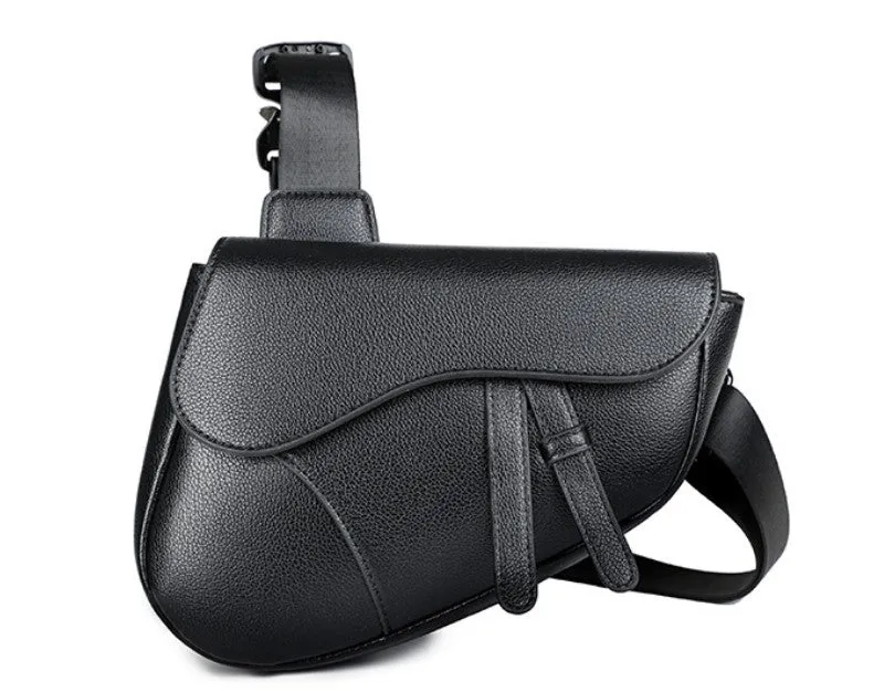 Soft Curve Textured Men's Crossbody saddle Bag detail 1