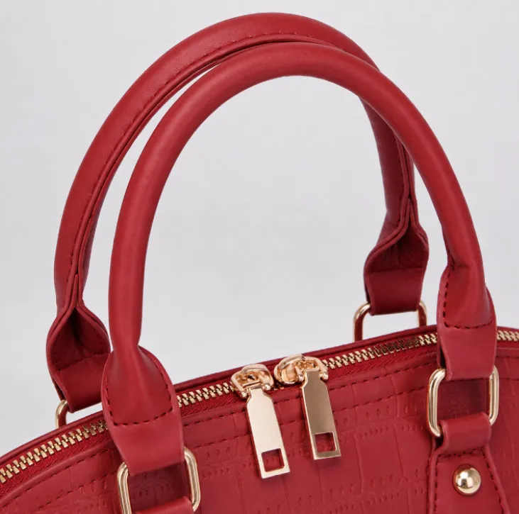 Crocodile Texture Classic Handbag detail 5