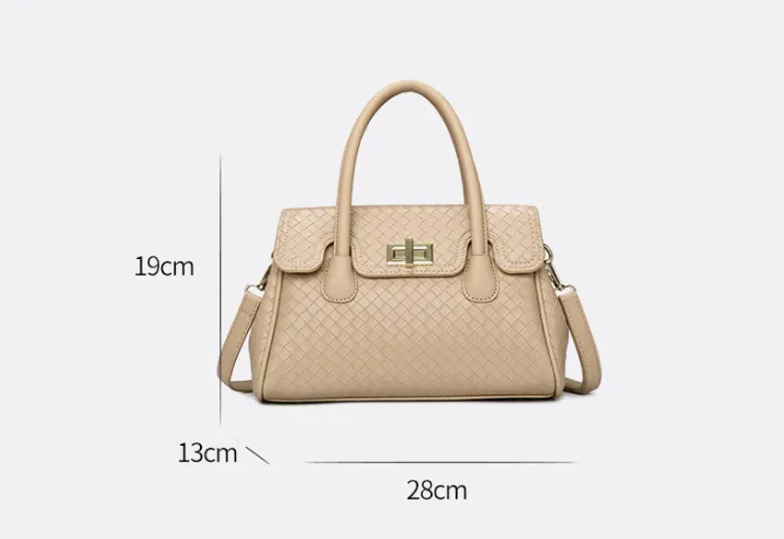 Timeless Weave Elegance Handbag detail 12