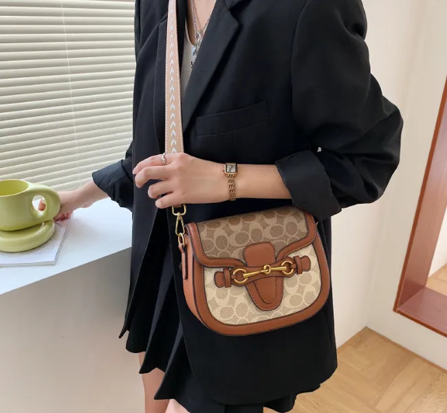Retro Saddle Mini Shoulder Bag detail 5