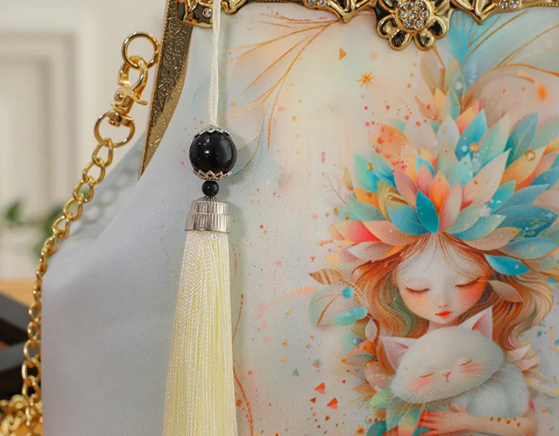 Ethereal Blossom Clutch Bag detail 10