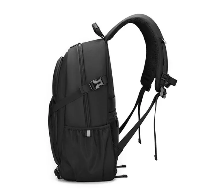 Executive Carry Backpack detail 3