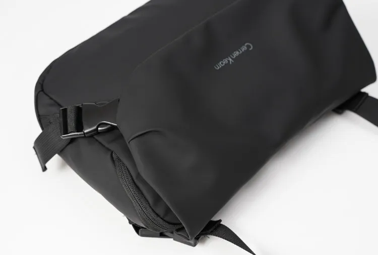 Trendy Oxford Cloth Men's Outdoor Messenger Bag detail 10