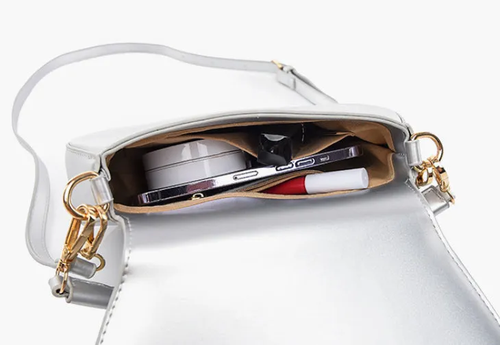 Luna Curve Shoulder Bag detail 10