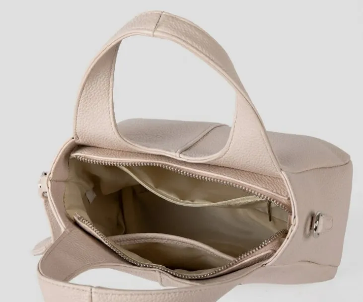 Mira Minimal Structured Handbag detail 8