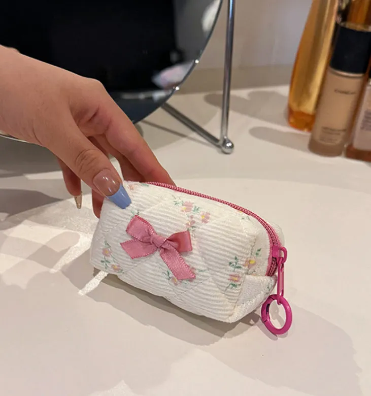 Floral Bow Mini Makeup Bag detail 7