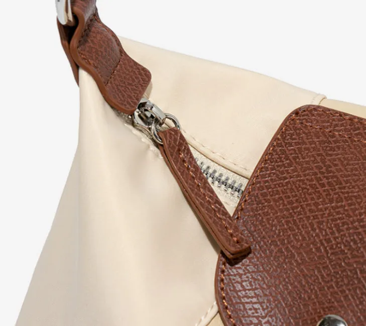 Aveline Shoulder Bag detail 11