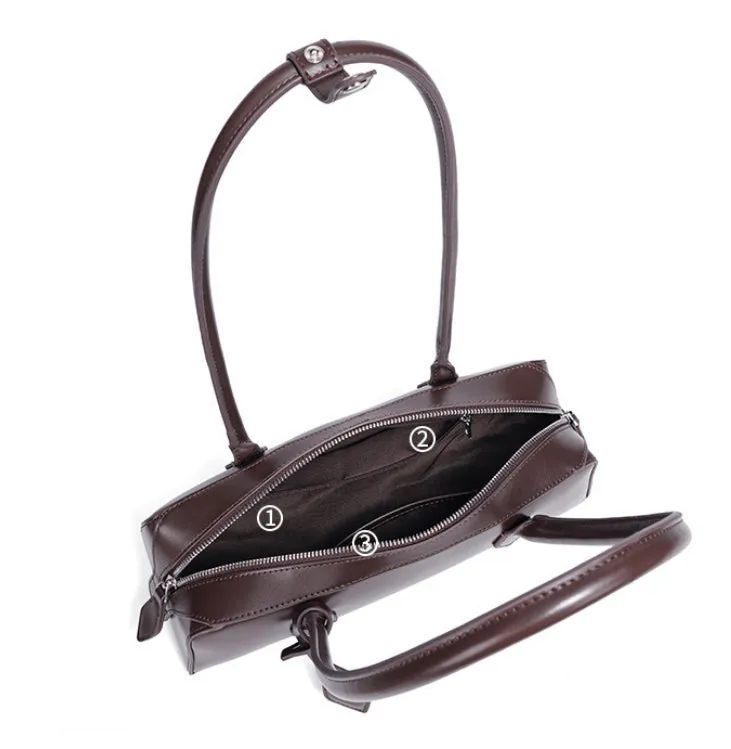 Elvara Baguette Shoulder Bag detail 8