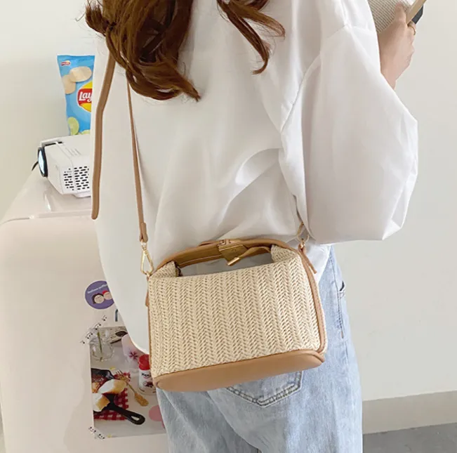 Straw Woven Summer Mini Shoulder Messenger Bag detail 7