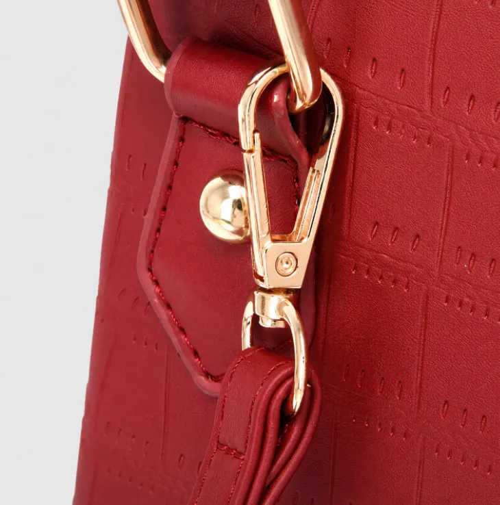 Crocodile Texture Classic Handbag detail 6