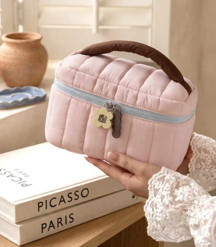Cloud Puff Cosmetic Bag detail 9
