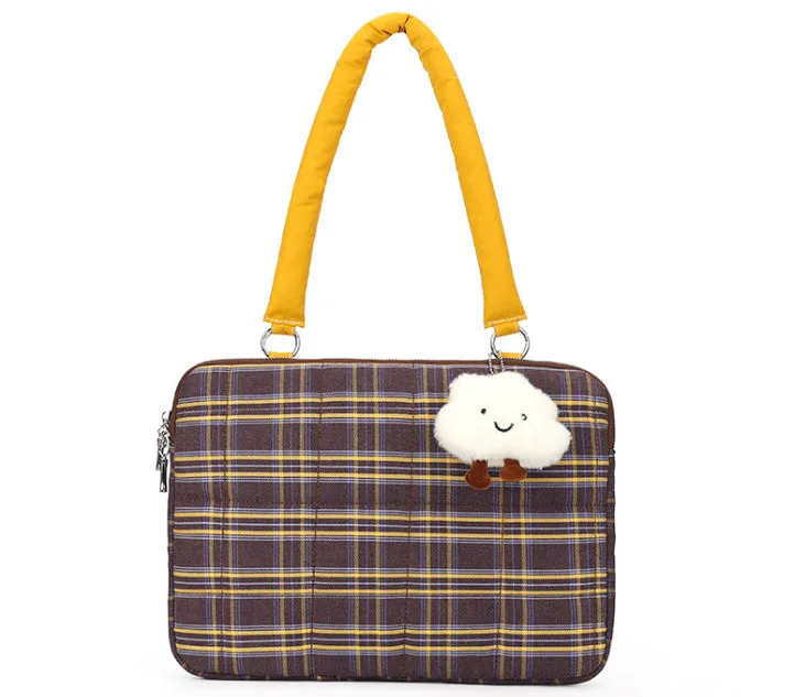 Heritage Plaid Laptop Bag detail 1