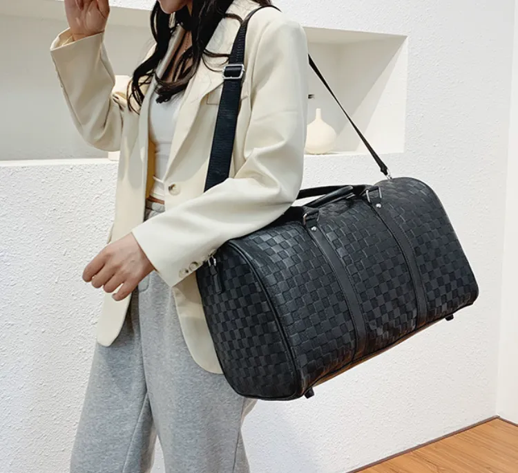 Plaid Embossed PU Leather Sports Travel Bag detail 15