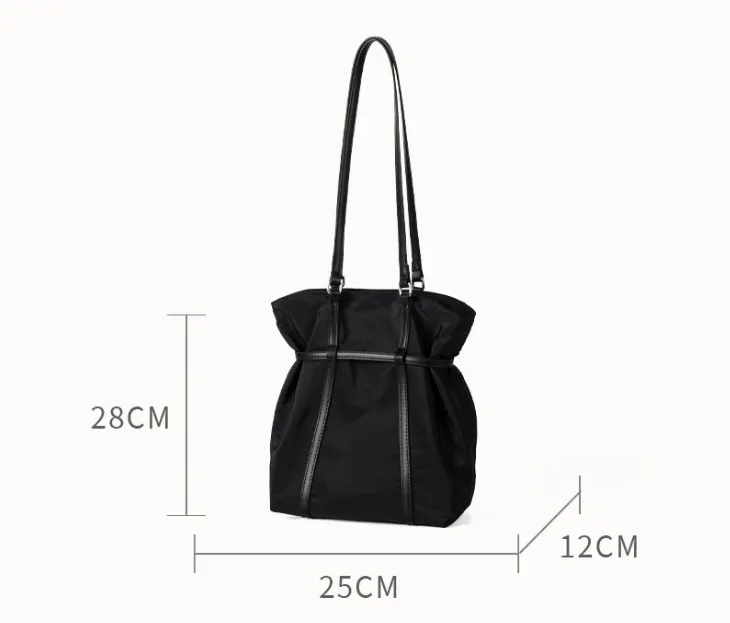 Eclipse Minimal Bucket Bag detail 10