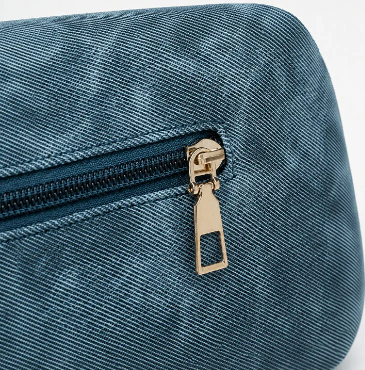 Heritage Strap Shoulder Bag detail 11