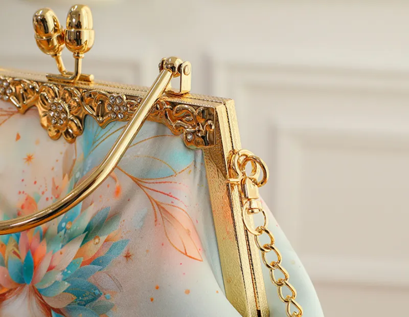 Ethereal Blossom Clutch Bag detail 9