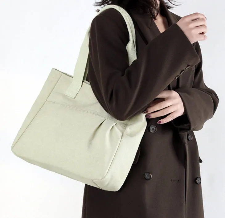 Classic Canvas Shoulder Bag detail 15