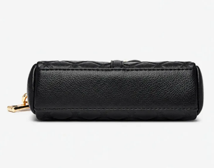 Signature Quilted Designer Crossbody Bag detail 5