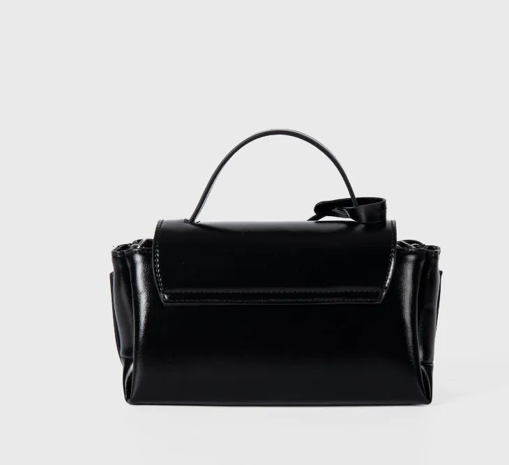 Luna Luxe Flap Handbag detail 4
