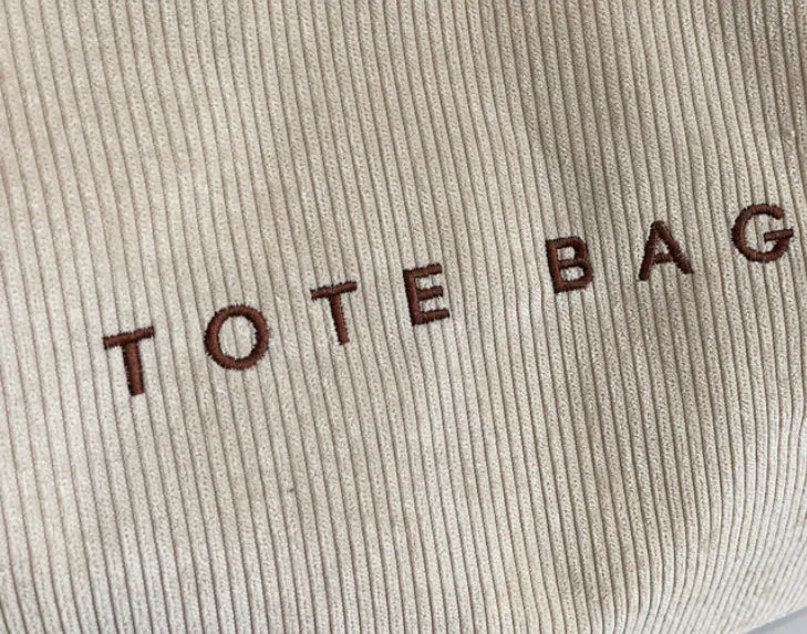 Retrova Letter Tote Bag detail 9