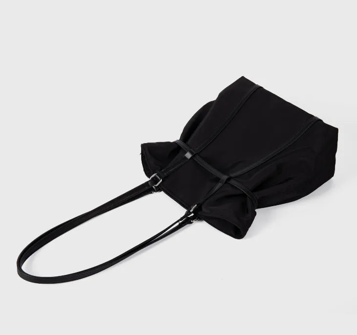 Eclipse Minimal Bucket Bag detail 4