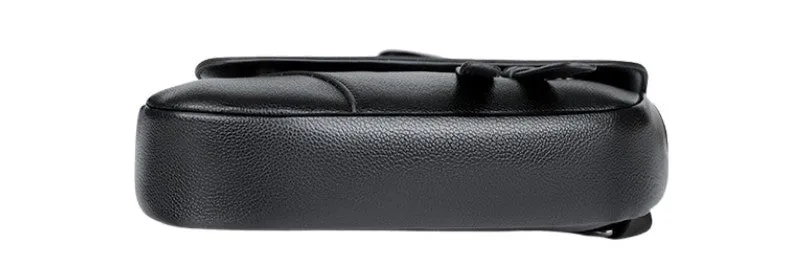 Soft Curve Textured Men's Crossbody saddle Bag detail 5