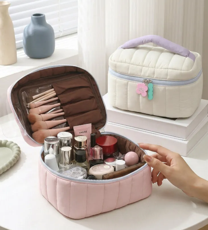 Cloud Puff Cosmetic Bag detail 5