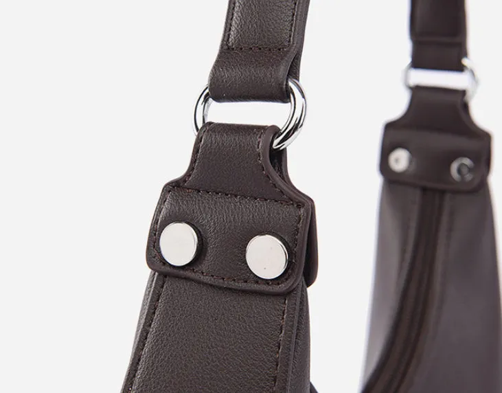 Minimal Curve Shoulder Bag detail 11