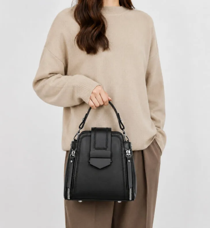 Urban Edge Bucket Bag detail 14